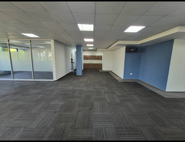 150M² OFFICE TO LET IN RIVONIA